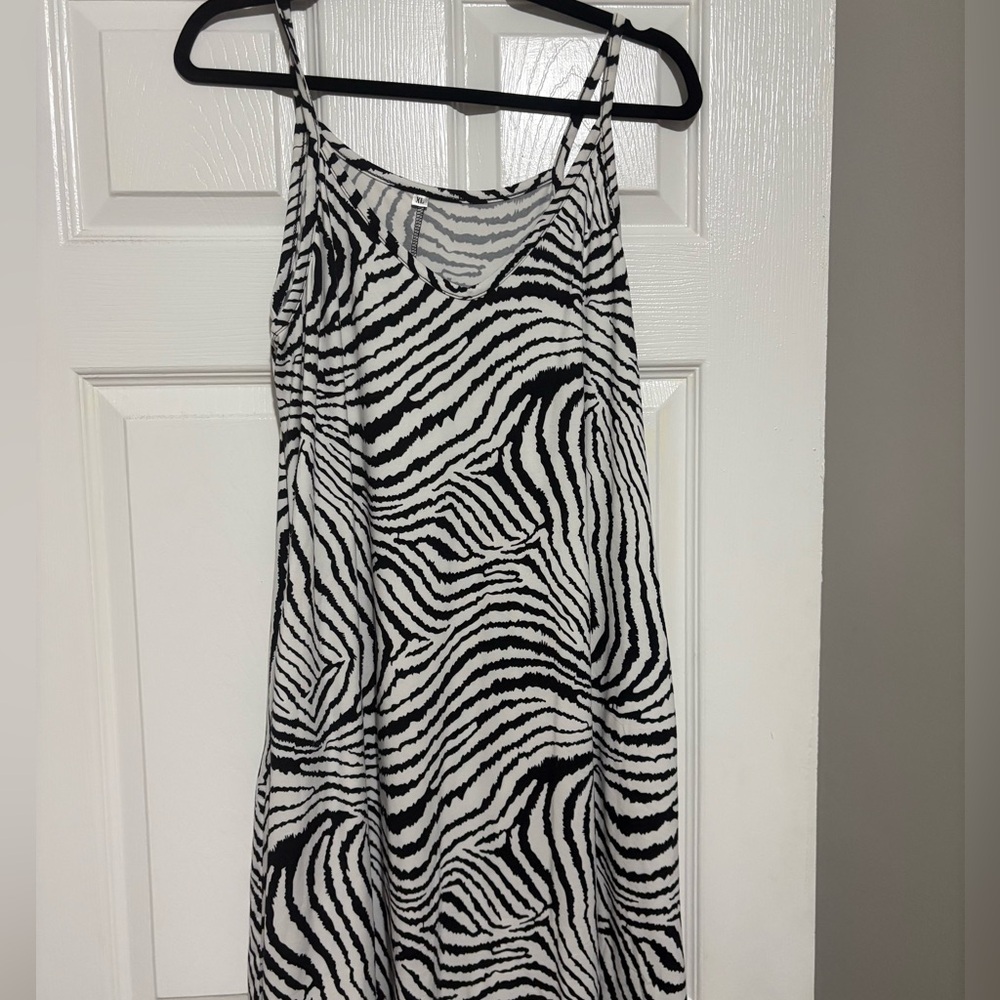 Zebra Print Sleeveless Dress w/ Pockets